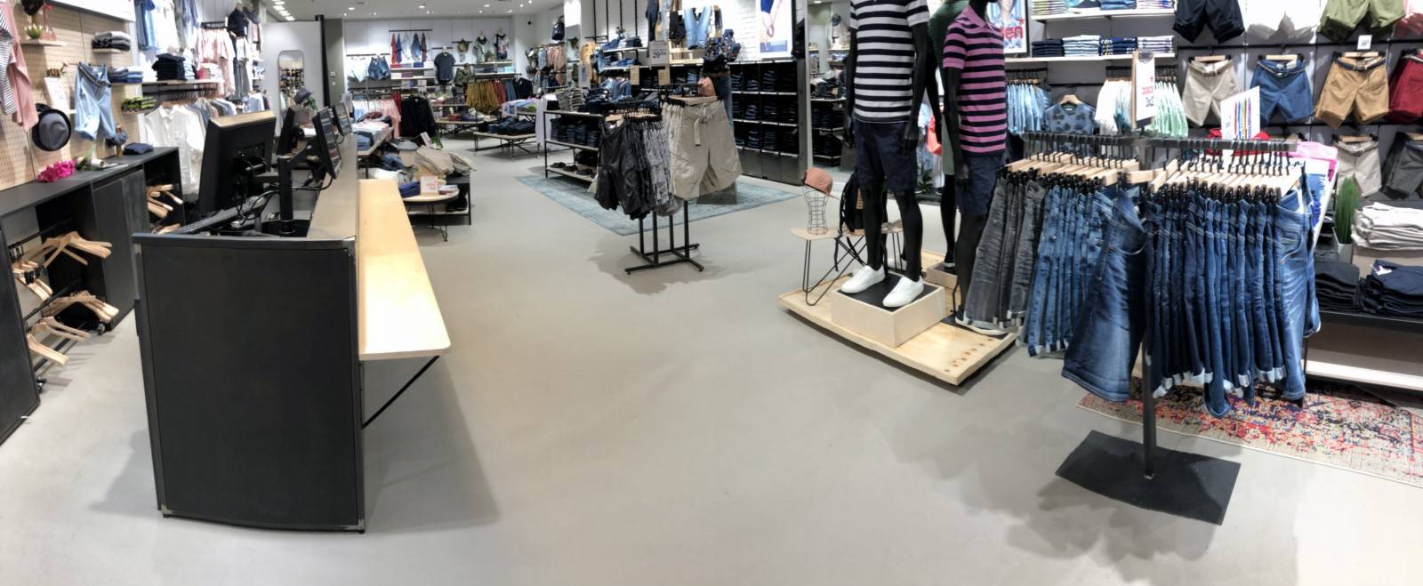 Changer de revêtement de sol pour votre commerce avec un béton ciré dans le Var 83 à La Seyne sur Mer et son agglomération