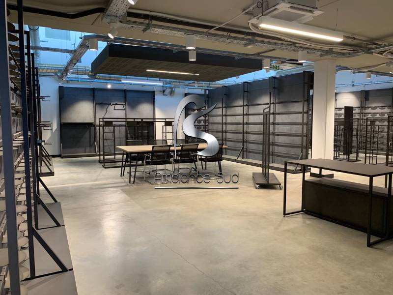 Conseil d'entretien après la pose d'un béton ciré à Toulon 83