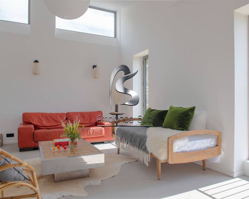 Salon en béton ciré industriel